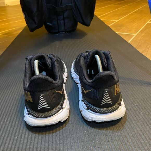 HOKA ONE ONE CLIFTON 7 - Women’s Running Shoes - SIZE 7.5 - Picture 3 of 11